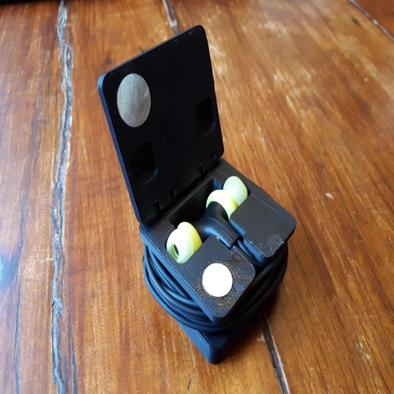 JBL ENDURANCE RUN Case 