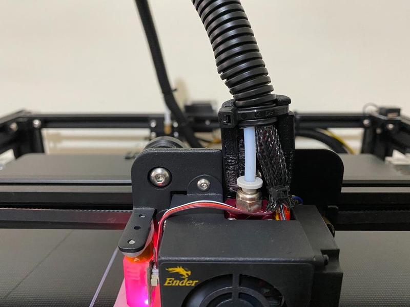 ENDER 5 PLUS CABLE HOLDER