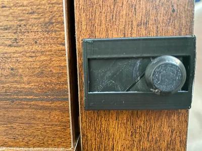 Simple Sliding Door Latch