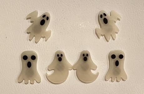 Simple Ghost Pack Magnets