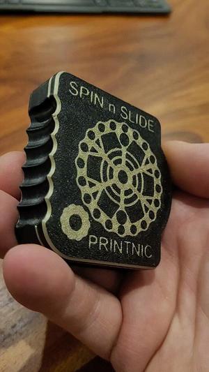"SPIN n SLIDE" Fidget casing