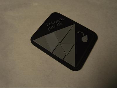 Triangle puzzle game