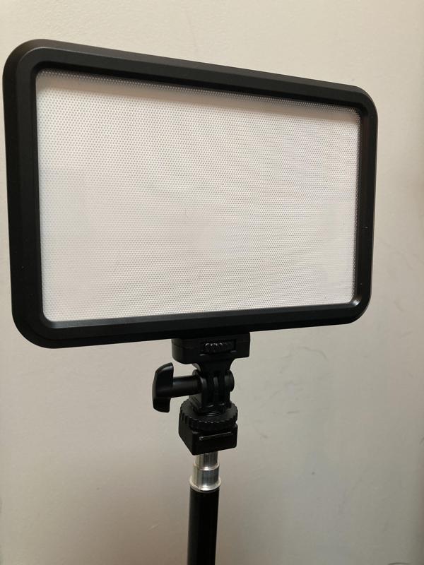 1/4 inch to hotshoe adapter