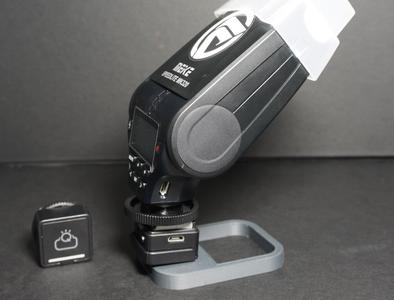 FlashQ Camera Flash Trigger/Receiver Stand