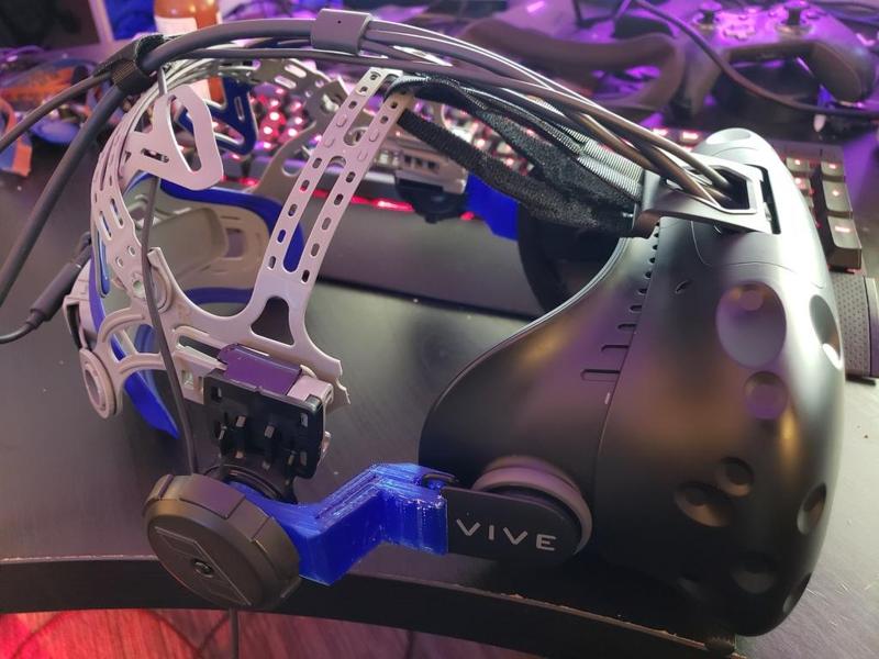 HTC Vive adapter for welding headgear - widened 