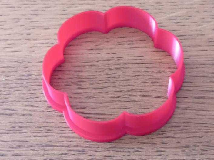 Six Petal flower cookie cutter Lily Hyacinth