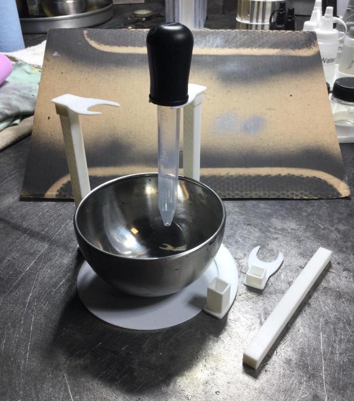 Econo Eye Dropper Rinse Station