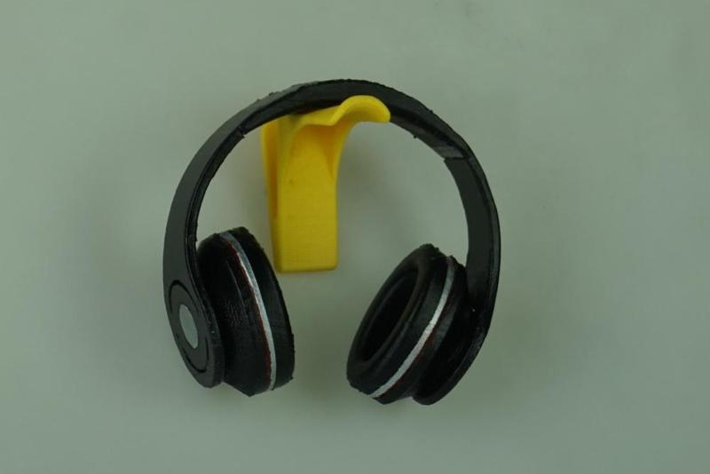 SilverStone Headphone Stand Design Contest "soundwave"