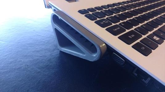 Laptop Stand (Pivoting)