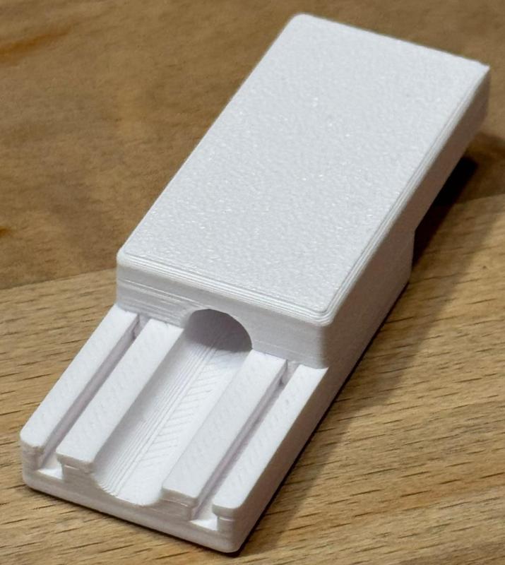 Cable label helper for solar module cables (6mm)