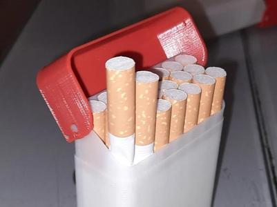 Cigarette case