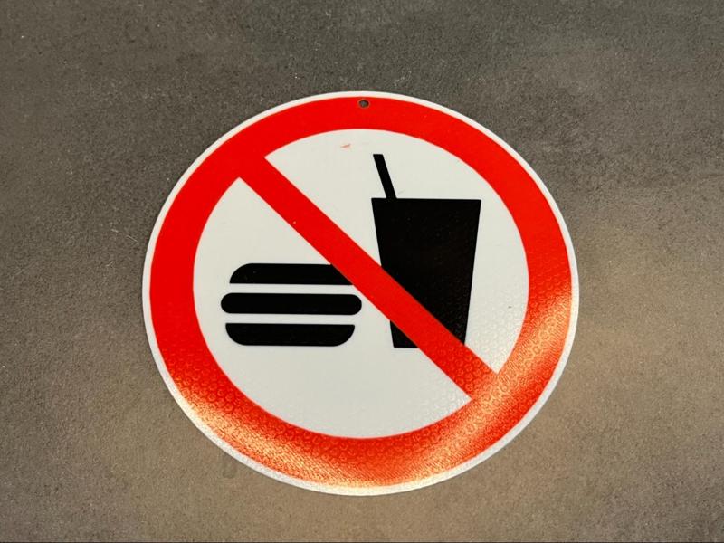 No eating and drinking sign round