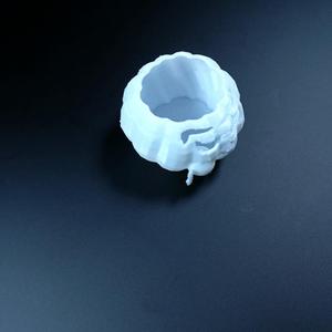 pumpkin eating candy