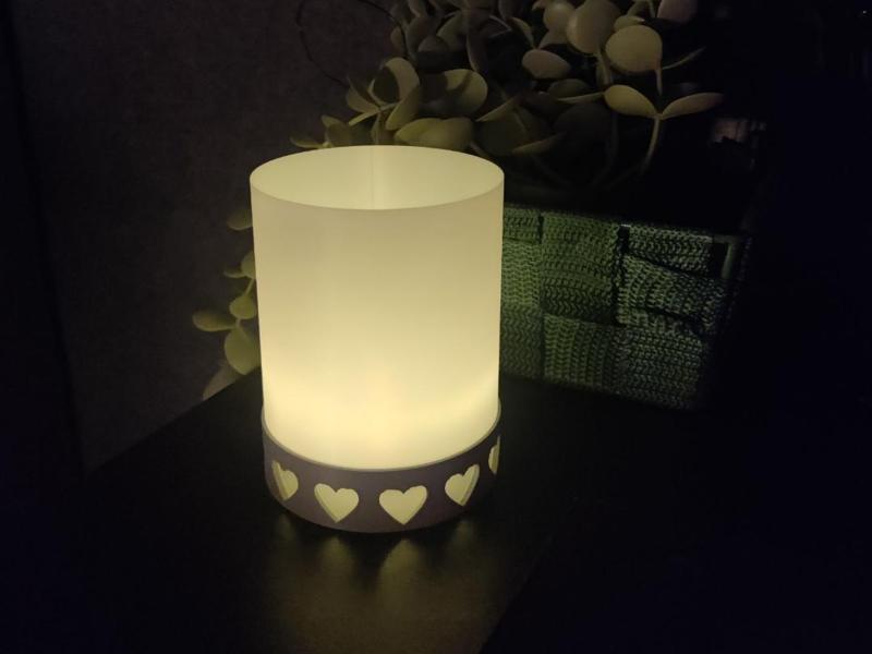 Decorative heart tea light