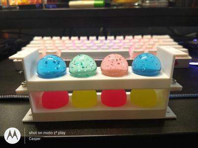 Bouncy Ball Holder