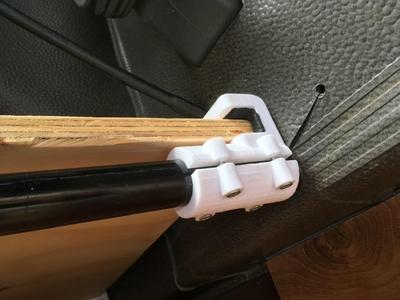 Soportes para la madera extra de la cama - furgoneta Camper Van