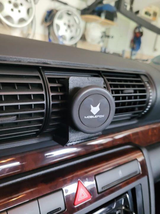 Audi A5 B5 FL Mobile Magnet Holder