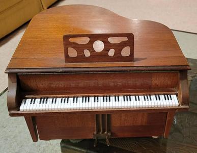 Mini Piano Keyboard