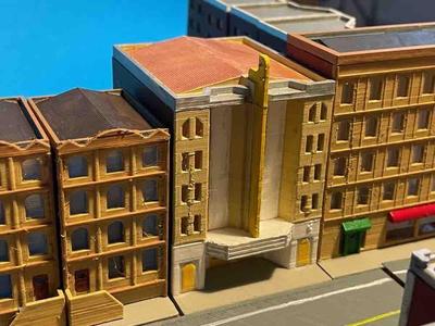 Urban building 5 - cinema (z-scale)
