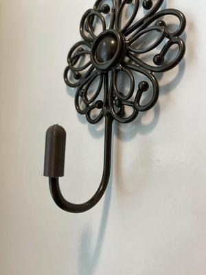 Slippery Towel Hook Friction Cap