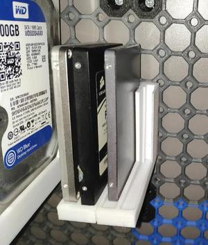 Simple 2,5" HDD/SSD holder for multiboard with multiconnect (9,5mm&7mm thickness)   