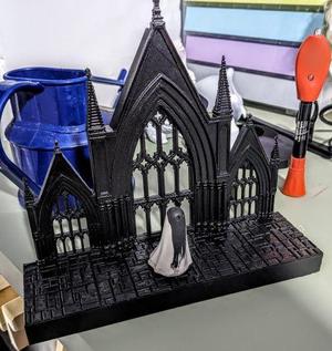 Spooky Ghost Display Stand