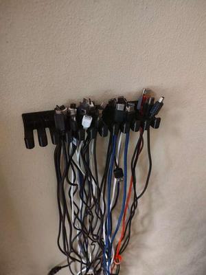USB Cable Organizer: Wall Mount