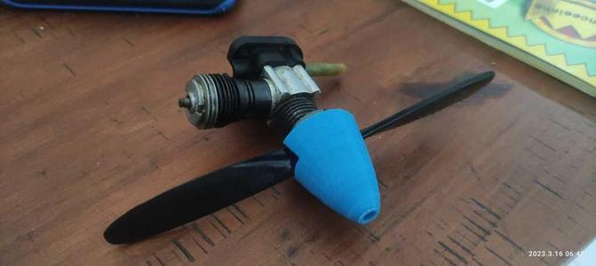 spinner 2 blades screw cox 0.49 universal nitro engine