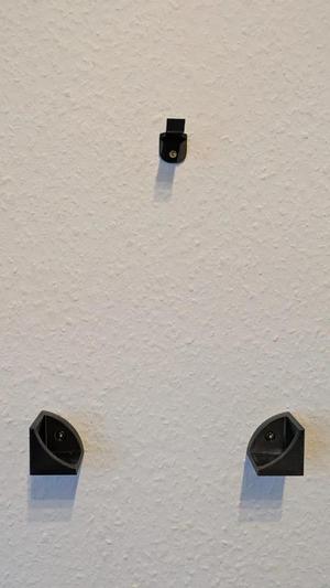 Wall display for books   