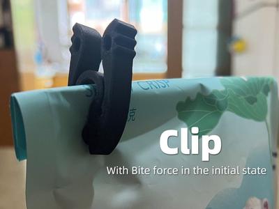 Clip - with bite force in the initial state