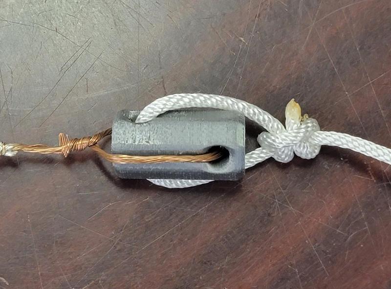 Antenna strain insulator