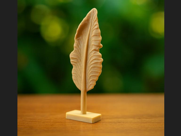 Light in the Wind – Feather on Base "NO SUPPORT"