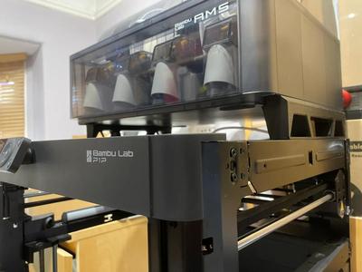 Bambu Lab AMS Holder Stand for P1P with Cable Chain Assembly moveable.