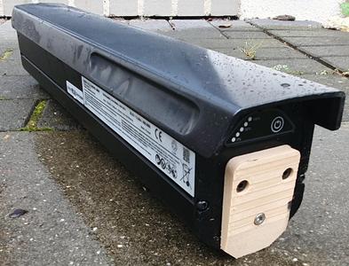 Kalkhoff Derby Cycle Evo Impulse Battery mount