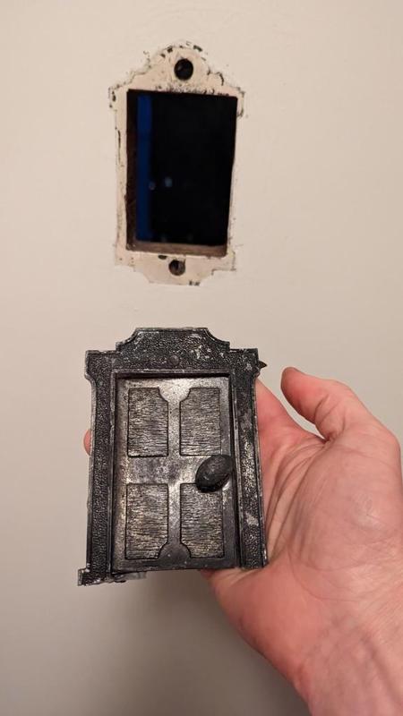 Speakeasy Door Peephole Grille