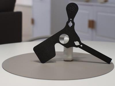 Pinhole occluder