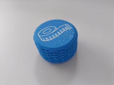 Box for tailor's measuring tape