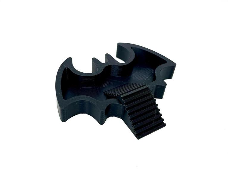 Bat shaped bowl with stairs for isopods