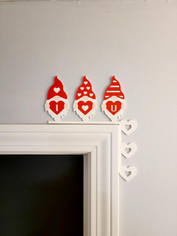 I Heart U Gnomes Door Corner!