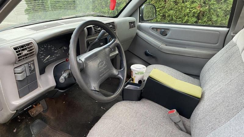 Cupholder + Center Console for 2nd Generation Chevy S10 / GMC Sonoma