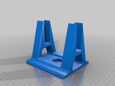 Simple Vertical Laptop Stand