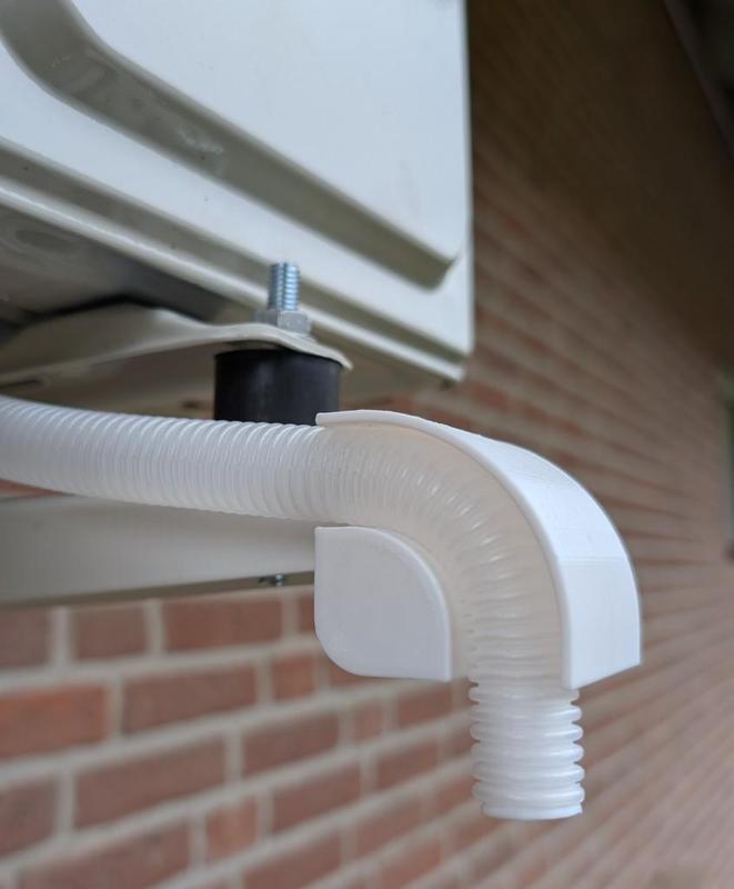 Führung Kondensatschlauch Klimaanlage