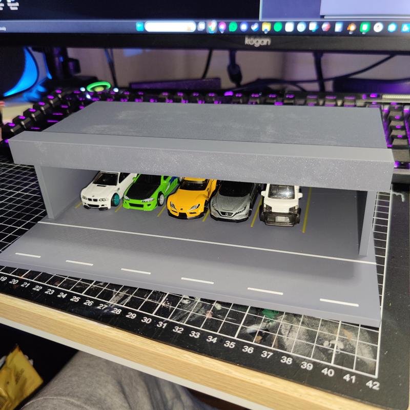 1:64 Garage Offset Bays Single Story - Early Bird Price