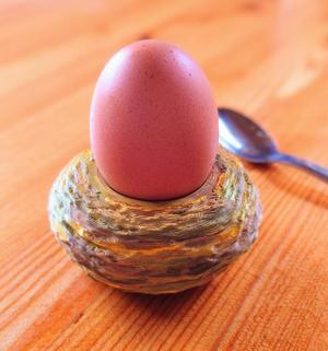 The Easter nest egg cup