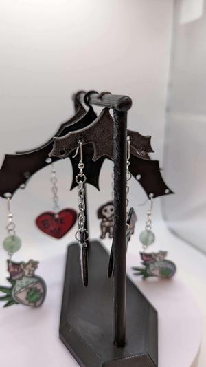Bat Earring Holder - 2 Sizes of Bat Hangers - Updated v2 Support Free