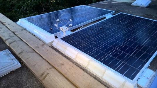 Solar Panel mounting for motorhome/caravan