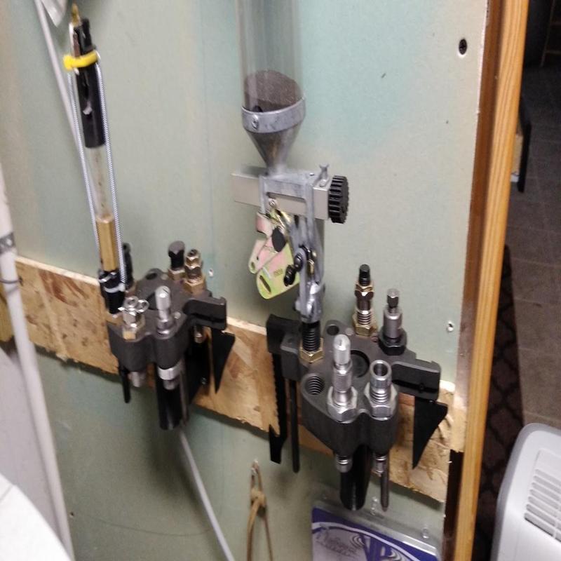 Dillon 1050 Tool Head Wall Mount