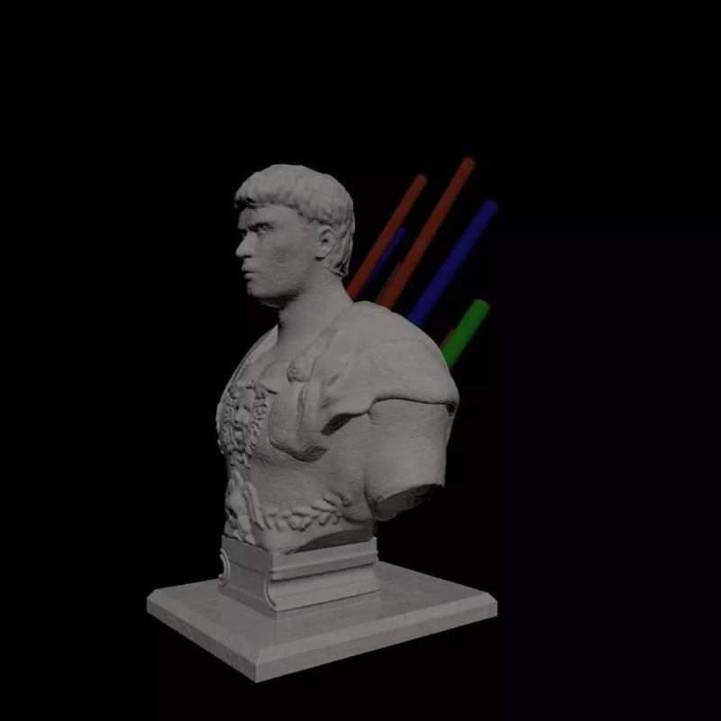 Julius Caesar pen holder