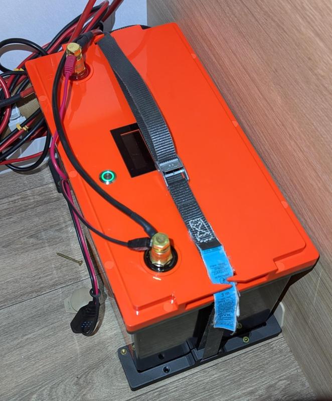 12v Caravan battery holder