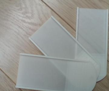 uno hand holder